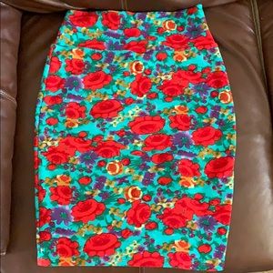 Floral LuLaRoe Cassie skirt XS in size.